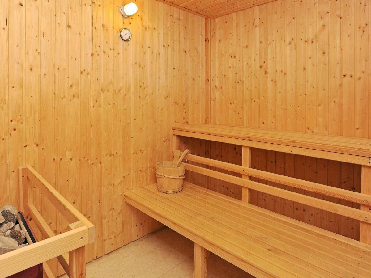 12 Person Holiday Home In Ullerslev Kültér fotó